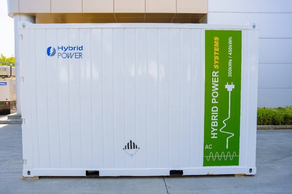 Notstromaggregat van het type Sonstige PES100 Energy Storage System - 100 kVA - 115 KWH, Neumaschine in Oudenbosch (Foto 2)