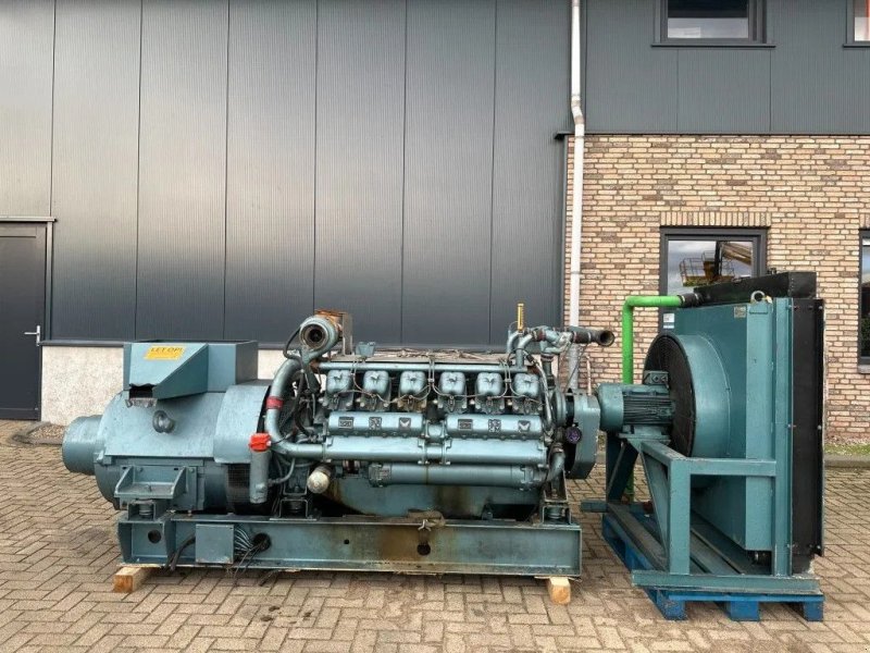 Notstromaggregat от тип Sonstige POYAUD Poyaud V12520S25/E Unelec 500 kVA noodstroom generatorset, Gebrauchtmaschine в VEEN (Снимка 1)