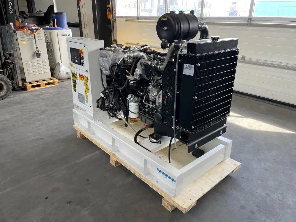 Notstromaggregat del tipo Sonstige Raywin 4F24TI00 Stage V 38 kVA New Generatorset Stage 5, Neumaschine In VEEN (Immagine 5)