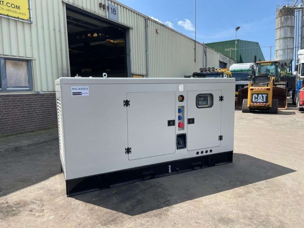 Notstromaggregat типа Sonstige Ricardo 100 KVA (80KW) Silent Generator 3 Phase 50HZ 400V ATS Ne, Neumaschine в 'S-Hertogenbosch (Фотография 2)