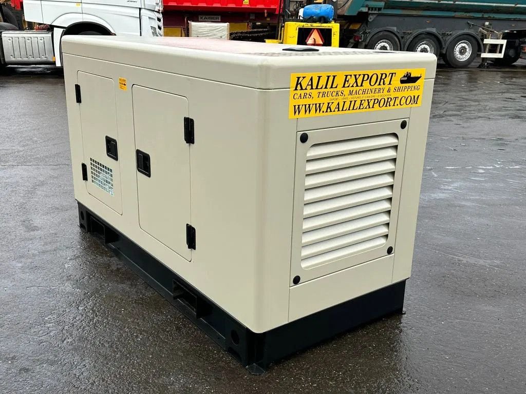 Notstromaggregat типа Sonstige Ricardo 30 KVA (24KW) Silent Generator 3 Phase 50HZ 400V New Unu, Neumaschine в 'S-Hertogenbosch (Фотография 3)