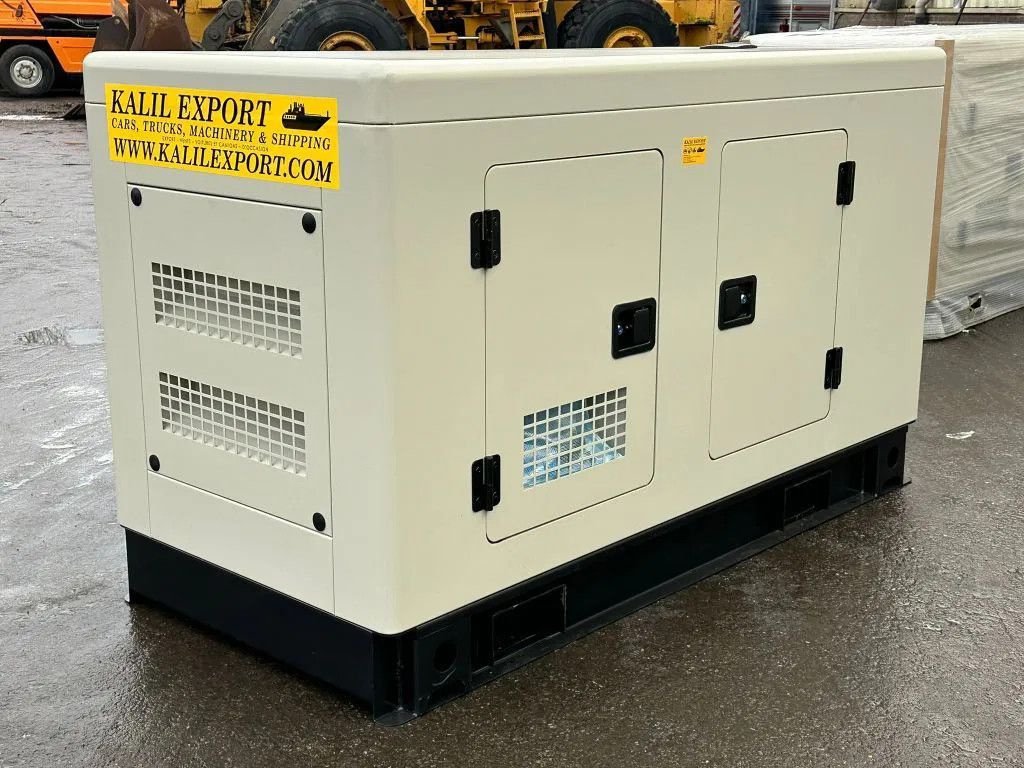 Notstromaggregat van het type Sonstige Ricardo 30 KVA (24KW) Silent Generator 3 Phase 50HZ 400V New Unu, Neumaschine in 'S-Hertogenbosch (Foto 4)