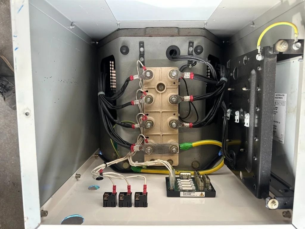 Notstromaggregat del tipo Sonstige Stamford UCD224E 60 kVA Generatordeel Alternator as New !, Gebrauchtmaschine en VEEN (Imagen 8)
