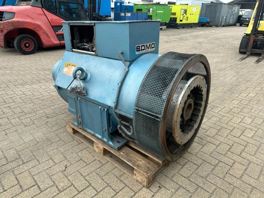 Notstromaggregat tipa Sonstige UNELEC 800 kVA generatordeel Alternator Unelec Ex Emergency Dubb, Gebrauchtmaschine u VEEN (Slika 10)