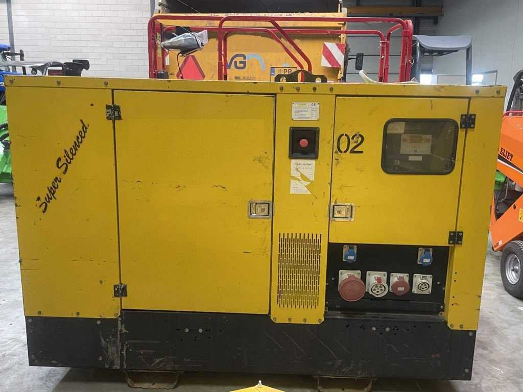 Notstromaggregat du type Sonstige WFM Generator K600 -WJ/S 400/231, Gebrauchtmaschine en BOEKEL (Photo 8)