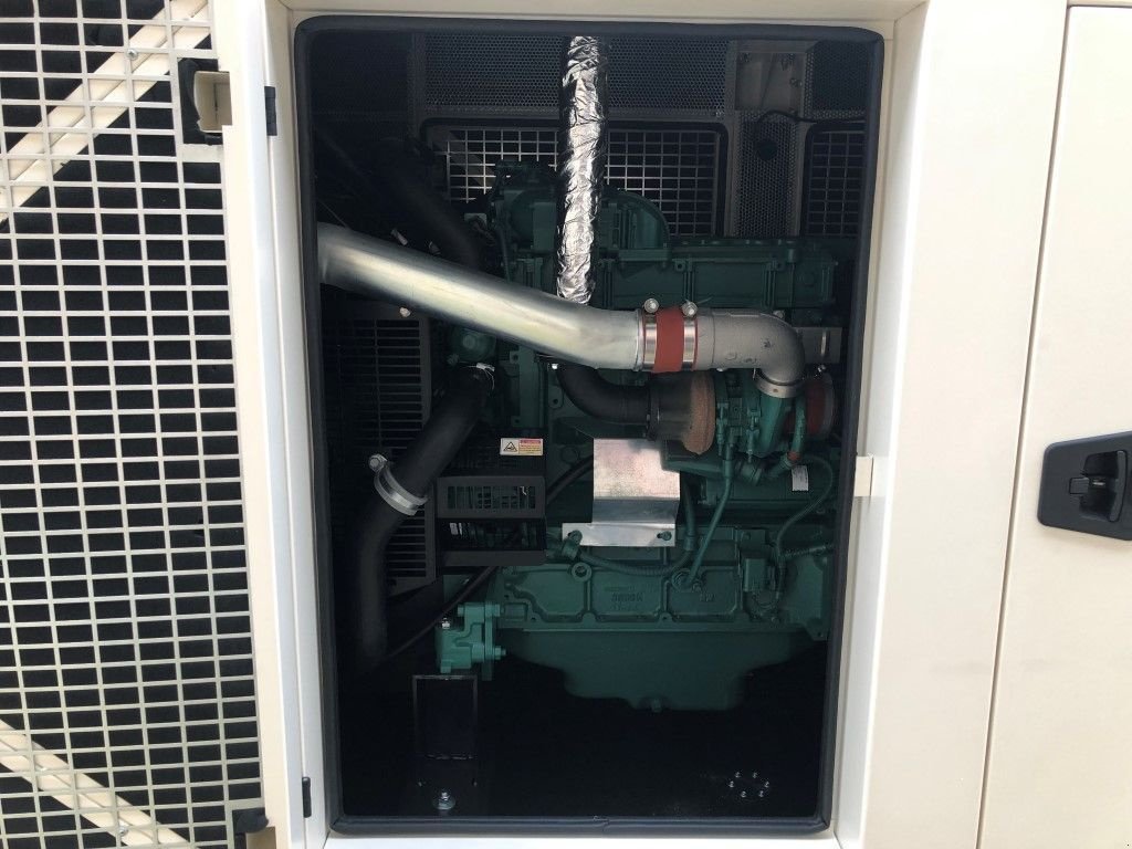 Notstromaggregat des Typs Volvo 110 kVA Supersilent generatorset, Neumaschine in VEEN (Bild 10)