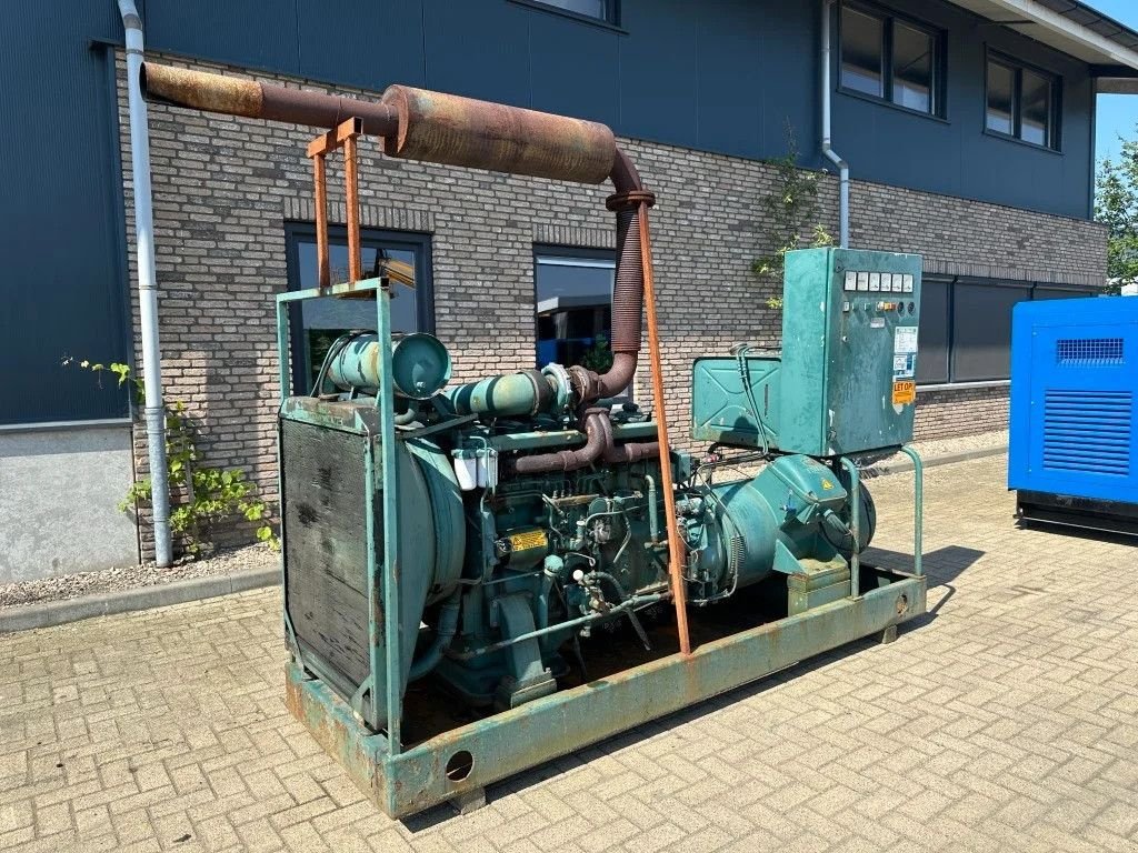 Notstromaggregat tip Volvo TD 120 AG 220 kVA generatorset ex Emergency met ATS 376 hours, Gebrauchtmaschine in VEEN (Poză 5)