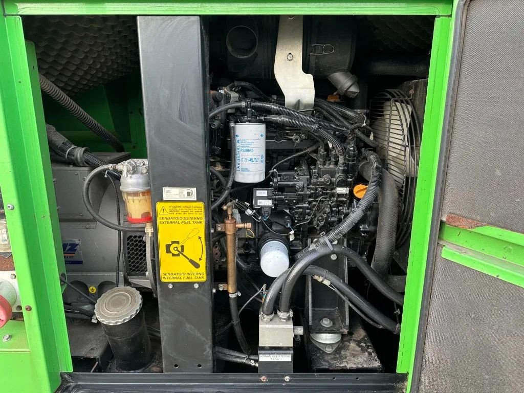 Notstromaggregat des Typs Yanmar Mosa 45 kVA Silent Rental generatorset Stroom Aggregaat, Gebrauchtmaschine in VEEN (Bild 9)