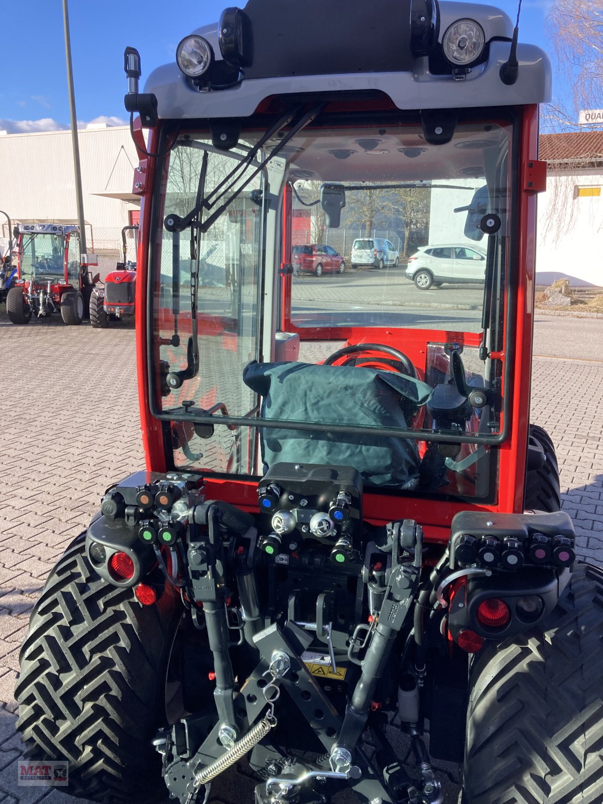 Obstbautraktor du type Antonio Carraro Tora TRX 5800, Neumaschine en Waldkraiburg (Photo 4)