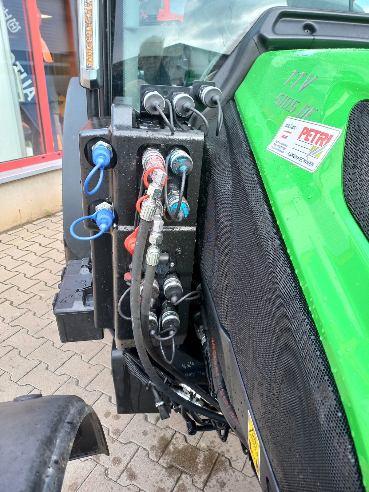 Obstbautraktor van het type Deutz-Fahr DEUTZ 5105 DF TTV, Gebrauchtmaschine in Dannstadt-Schauernheim (Foto 7)