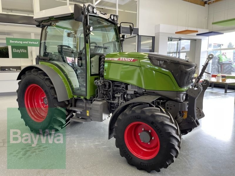 Obstbautraktor del tipo Fendt 211 P GEN3 PROFI PLUS 1 T, Gebrauchtmaschine In Bamberg (Immagine 1)