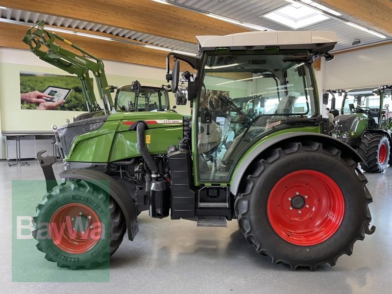 Obstbautraktor Türe ait Fendt 211 P PROFI PLUS 2 T, Gebrauchtmaschine içinde Bamberg (resim 2)