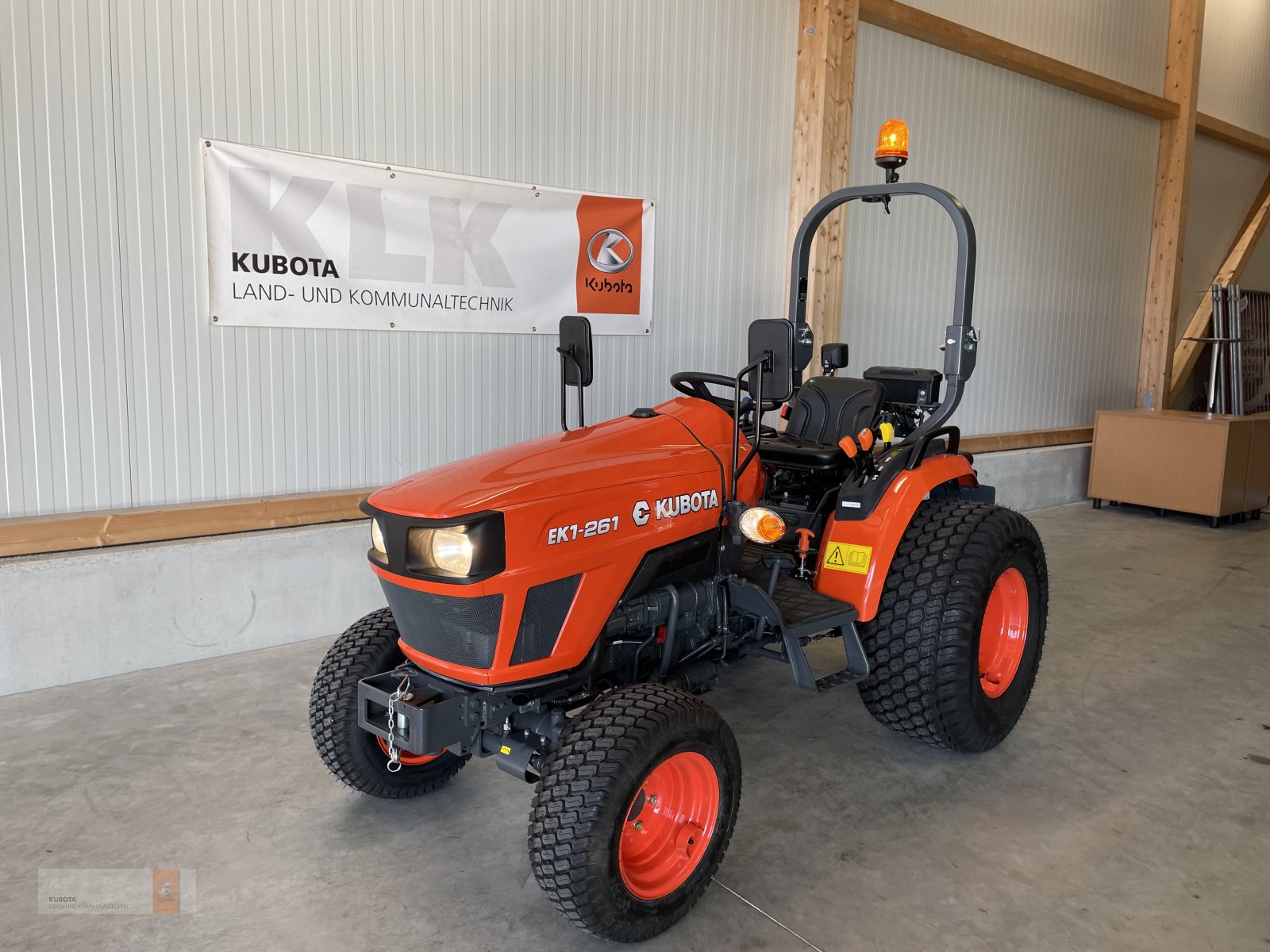 Obstbautraktor del tipo Kubota EK1-261, Neumaschine en Biessenhofen (Imagen 1)