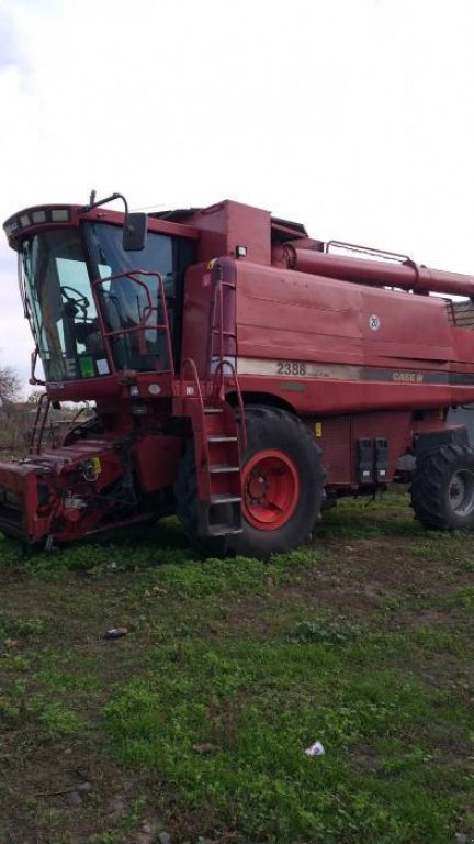 Oldtimer-Mähdrescher del tipo Case IH 2388, Neumaschine en Полтава (Imagen 1)