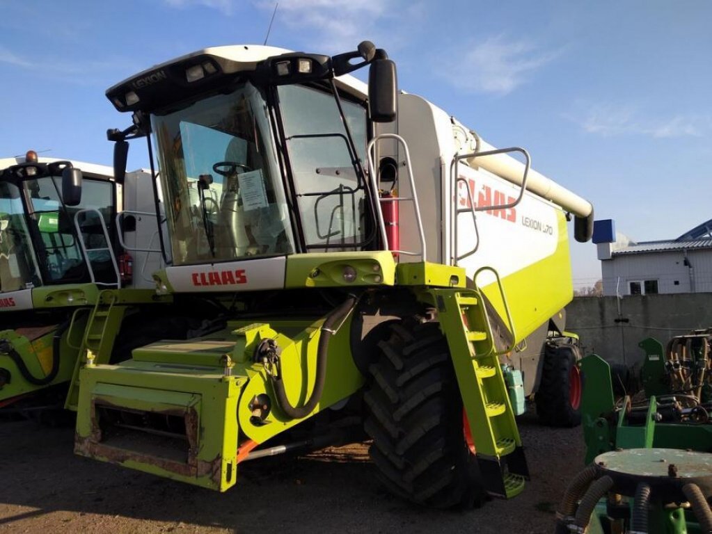 Oldtimer-Mähdrescher του τύπου CLAAS Lexion 570, Neumaschine σε Київ (Φωτογραφία 1)