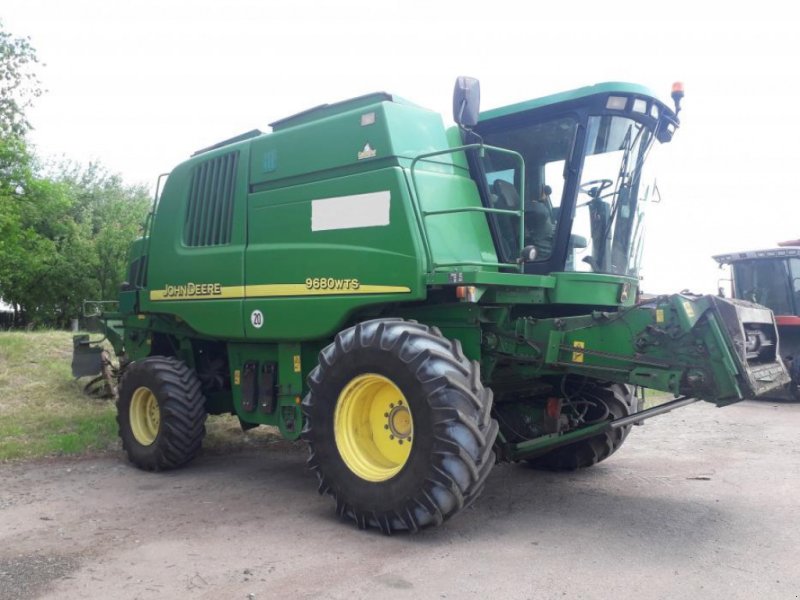Oldtimer-Mähdrescher of the type John Deere 9680 WTS, Neumaschine in Суми (Picture 1)
