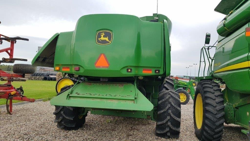 Oldtimer-Mähdrescher du type John Deere 9770 STS, Neumaschine en Путрівка (Photo 5)