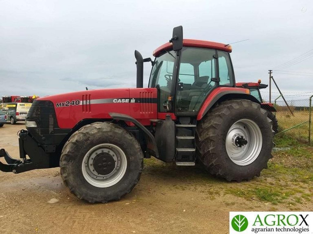 Oldtimer-Traktor of the type Case IH Magnum MX 240, Neumaschine in Полтава (Picture 1)