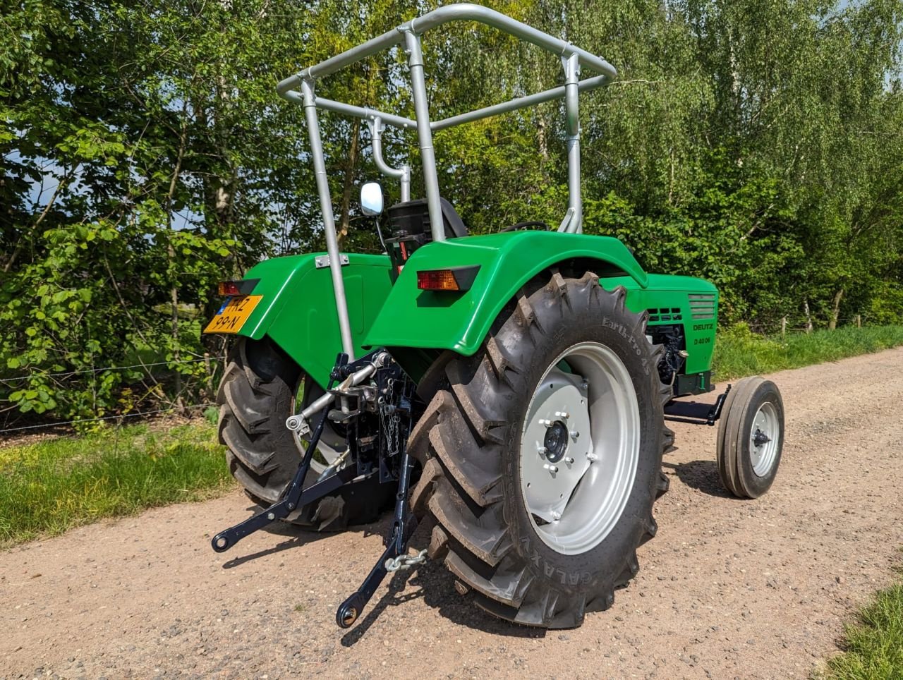 Oldtimer-Traktor del tipo Deutz 4006, Gebrauchtmaschine In Fleringen (Immagine 3)