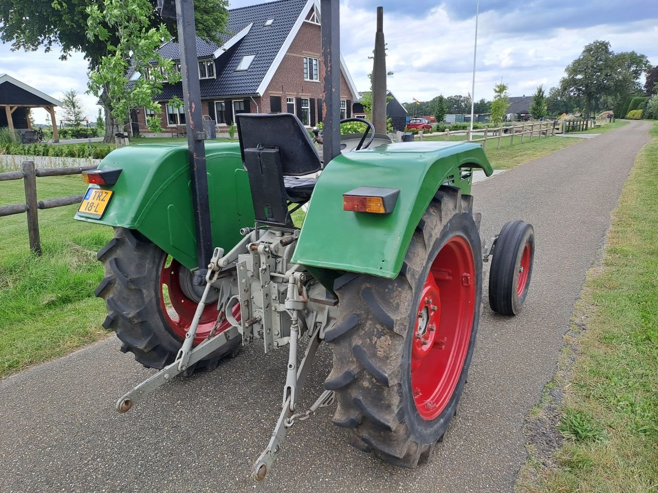 Oldtimer-Traktor of the type Deutz 5006, Gebrauchtmaschine in Wierden (Picture 6)