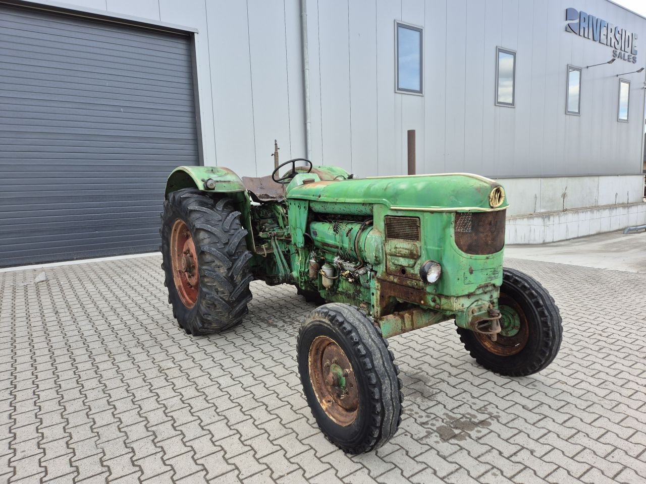 Oldtimer-Traktor Türe ait Deutz D8005, Gebrauchtmaschine içinde Beek en Donk (resim 1)