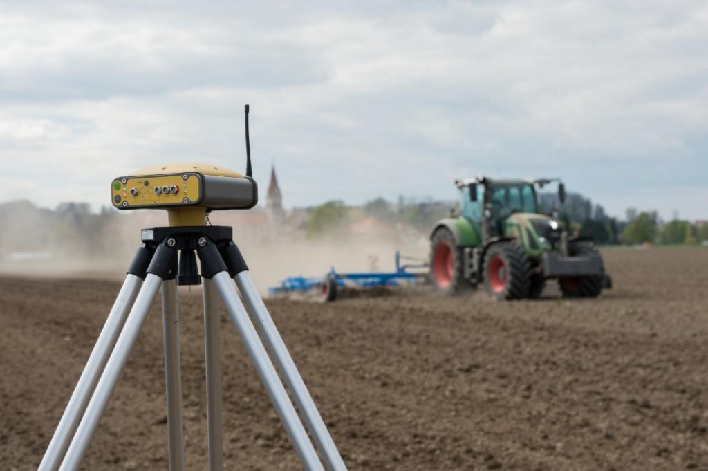 Oldtimer-Traktor van het type Fendt 714 Vario, Neumaschine in Не обрано (Foto 5)