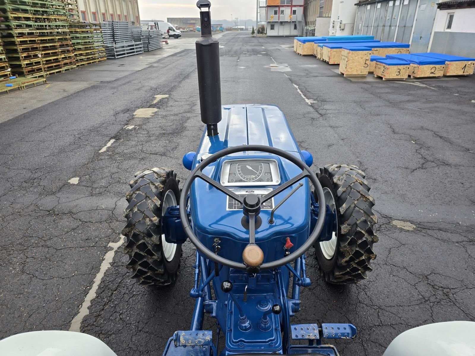 Oldtimer-Traktor van het type Ford 3000, Gebrauchtmaschine in Gabersdorf (Foto 14)