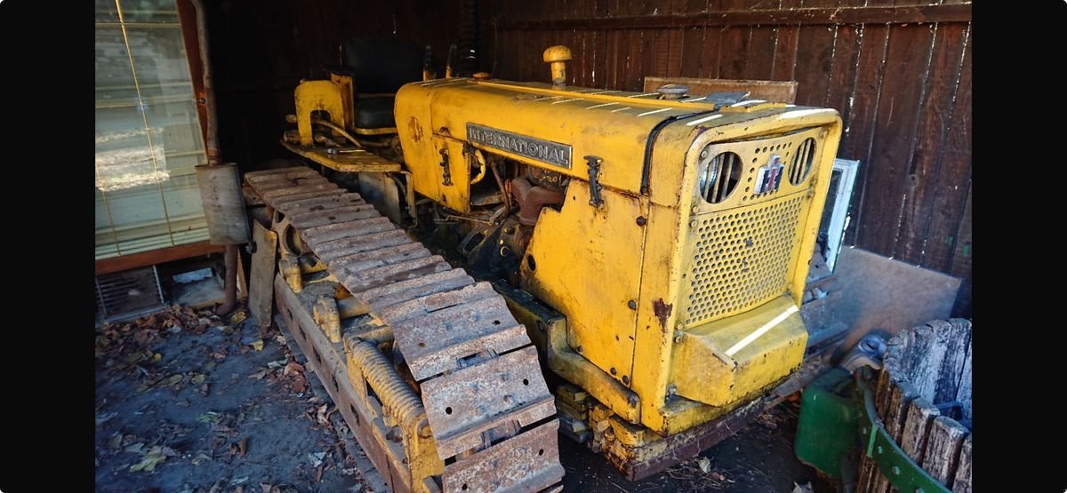 Oldtimer-Traktor des Typs GS International IHC Raupenschlepper, Gebrauchtmaschine in NATTERNBACH (Bild 1)