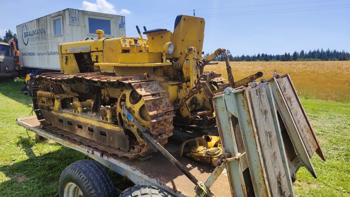 Oldtimer-Traktor des Typs GS International IHC Raupenschlepper, Gebrauchtmaschine in NATTERNBACH (Bild 13)