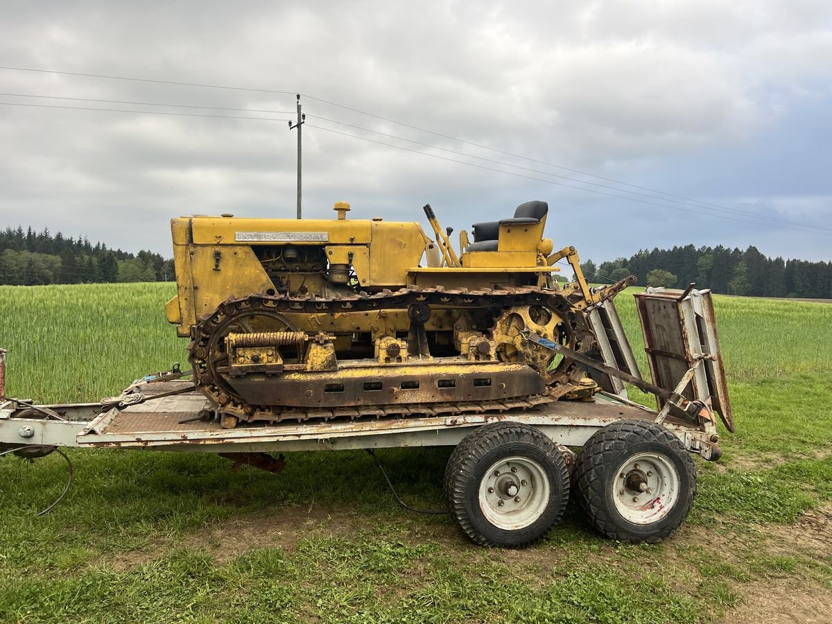 Oldtimer-Traktor Türe ait GS International IHC Raupenschlepper, Gebrauchtmaschine içinde NATTERNBACH (resim 5)