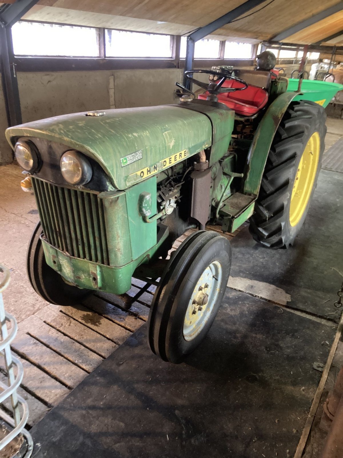 Oldtimer-Traktor des Typs John Deere 1020, Gebrauchtmaschine in LEERSUM (Bild 2)