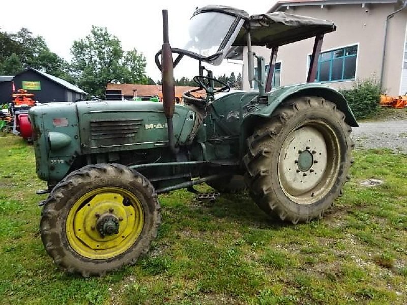 Oldtimer-Traktor del tipo MAN 4 P 1 - Allrad 35 PS 29 KW- Allradtraktor mit Verdeck, Gebrauchtmaschine In Neureichenau (Immagine 1)