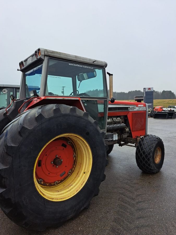 Oldtimer-Traktor van het type Massey Ferguson MF 2745, Gebrauchtmaschine in NATTERNBACH (Foto 4)