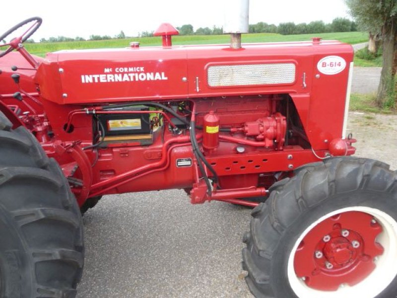 Oldtimer-Traktor typu McCormick b 614, Gebrauchtmaschine w Oirschot (Zdjęcie 4)