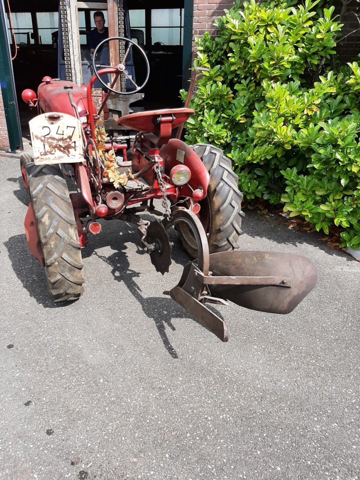 Oldtimer-Traktor tipa McCormick Farmall Cub, Gebrauchtmaschine u Breukelen (Slika 3)