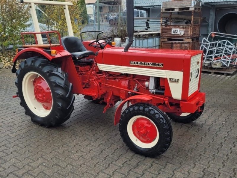 Oldtimer-Traktor του τύπου McCormick IHC 423, Gebrauchtmaschine σε Würzburg (Φωτογραφία 1)