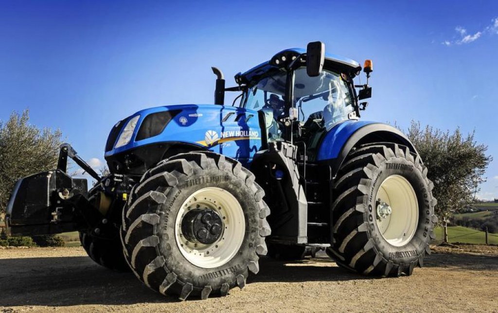 Oldtimer-Traktor του τύπου New Holland T7.315, Neumaschine σε Миколаїв (Φωτογραφία 1)