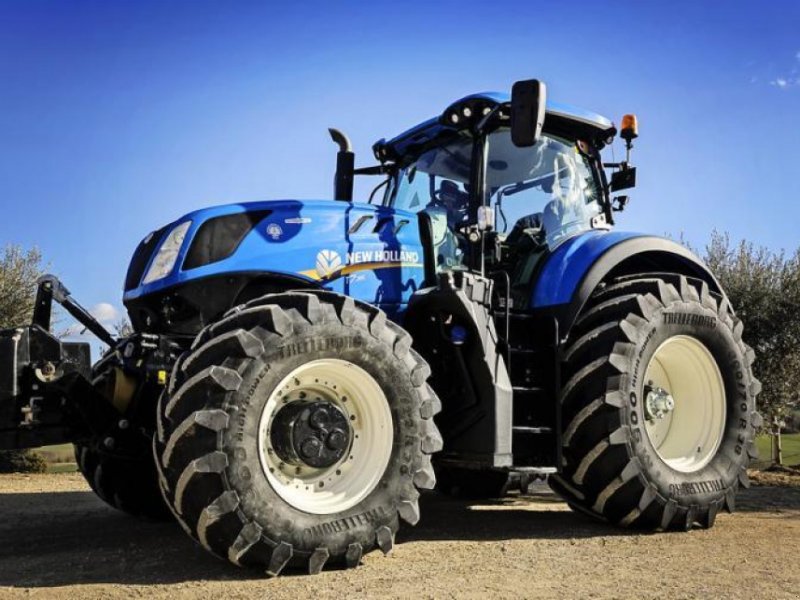 Oldtimer-Traktor van het type New Holland T7.315, Neumaschine in Миколаїв (Foto 1)