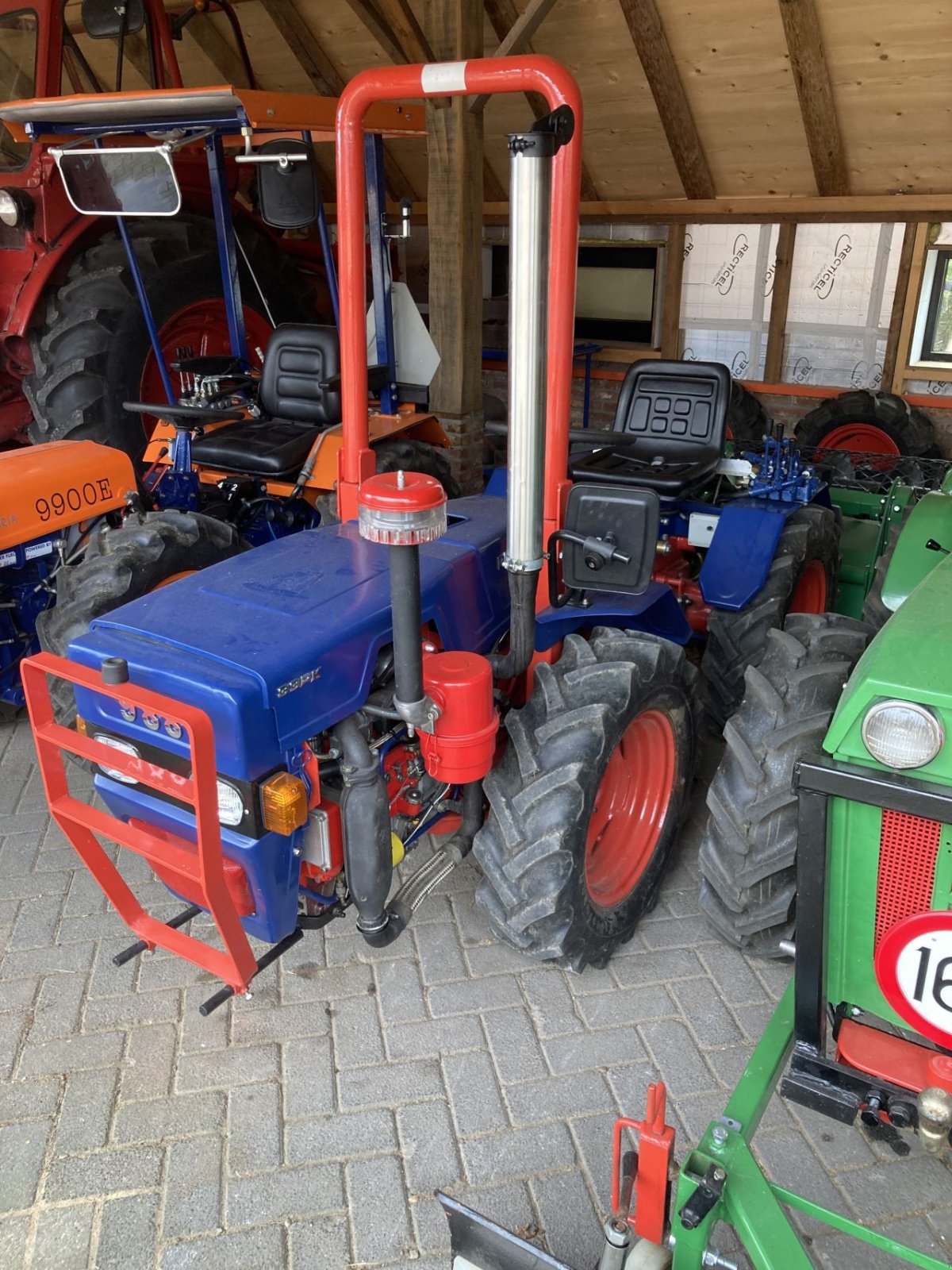 Oldtimer-Traktor van het type Pasquali 988, Gebrauchtmaschine in LEERSUM (Foto 9)