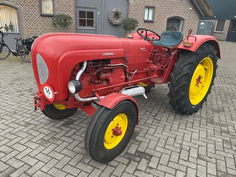Oldtimer-Traktor van het type Porsche 329 super export, Gebrauchtmaschine in Lunteren (Foto 1)