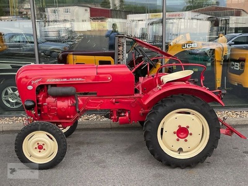 Oldtimer-Traktor от тип Porsche Junior 108 Oldtimer Trecker Traktor  Schlepper, Gebrauchtmaschine в Gevelsberg (Снимка 3)