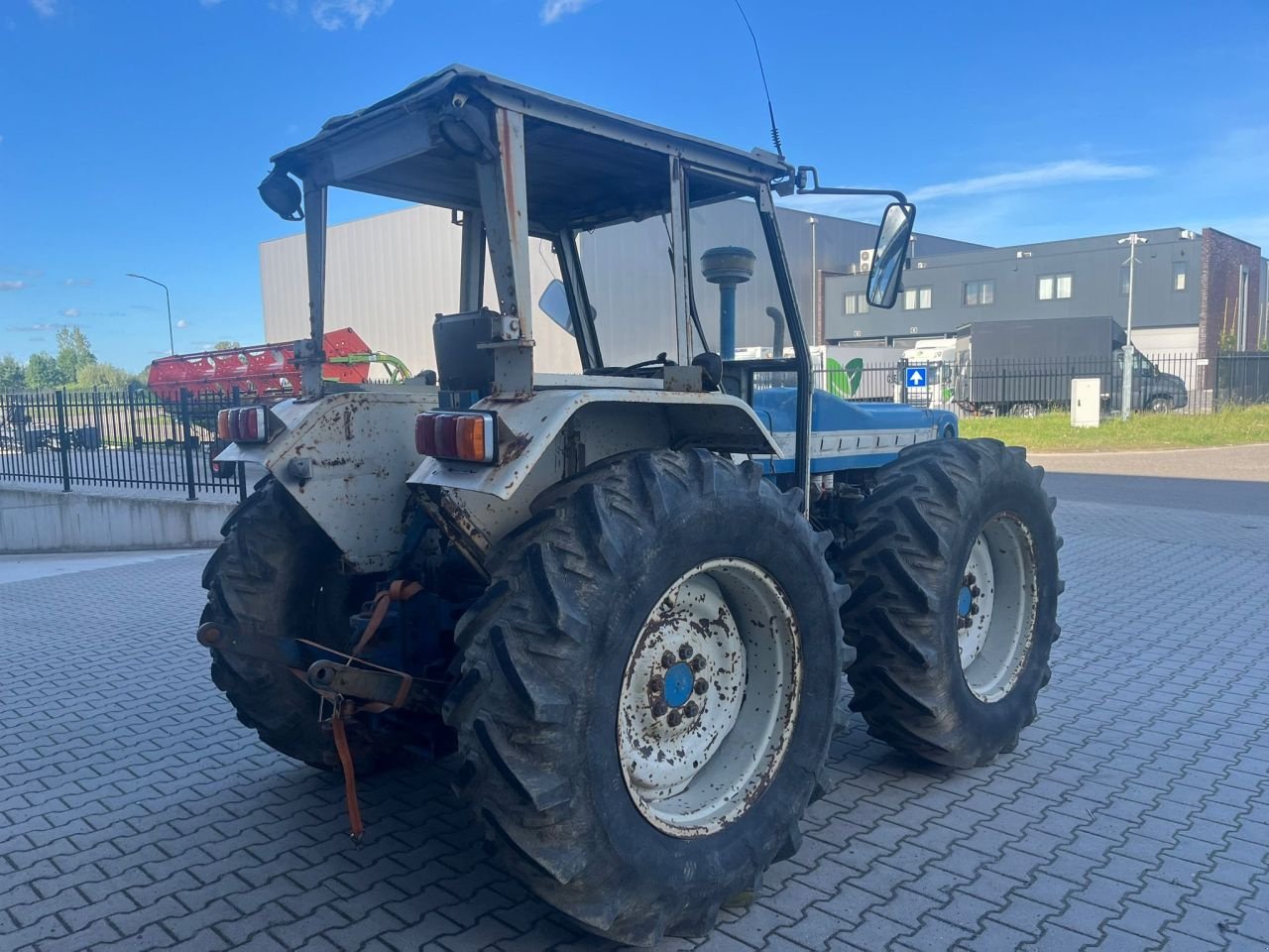 Oldtimer-Traktor типа Sonstige County 954, Gebrauchtmaschine в Beek en Donk (Фотография 3)