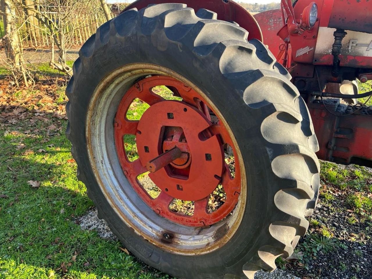 Oldtimer-Traktor of the type Sonstige Farmall 350, Gebrauchtmaschine in Ommen (Picture 8)