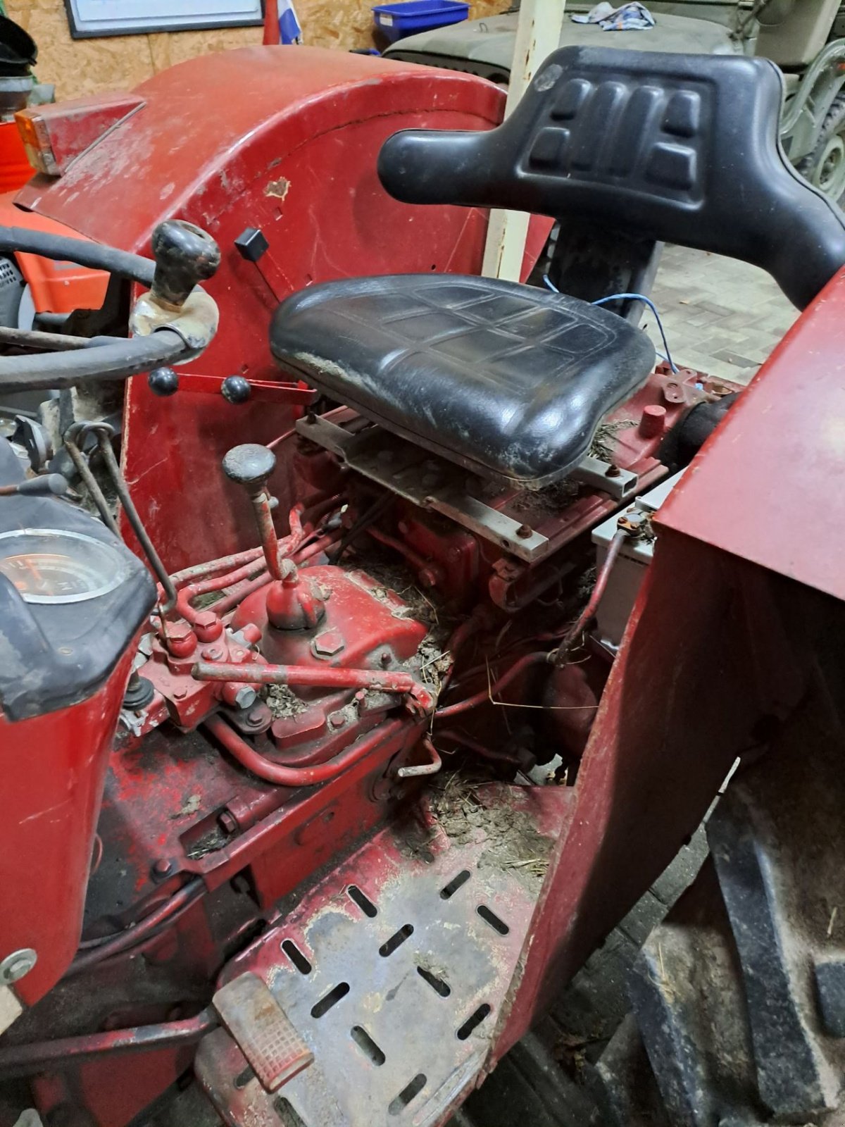 Oldtimer-Traktor typu Sonstige International IHC 323, Gebrauchtmaschine v Wierden (Obrázok 6)