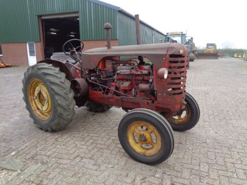 Oldtimer-Traktor des Typs Sonstige Massey Harris 744, Gebrauchtmaschine in Oirschot