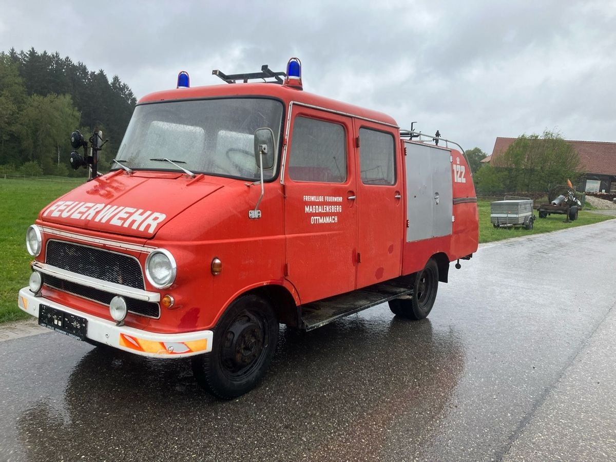 Oldtimer-Traktor of the type Sonstige OPEL BLITZ TLF  1000, Gebrauchtmaschine in NATTERNBACH (Picture 1)