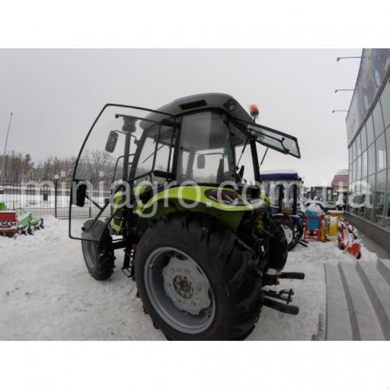 Oldtimer-Traktor van het type Zoomlion RC1104 Cab, Gebrauchtmaschine in Бузова (Foto 10)