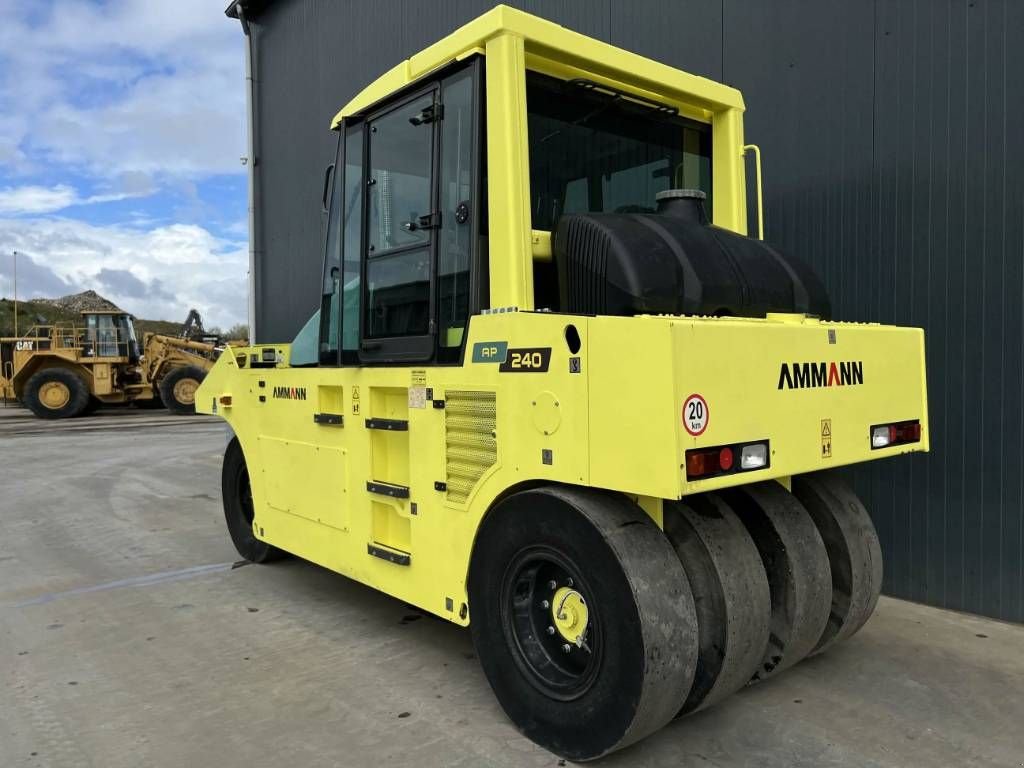 Packer & Walze van het type Ammann AP240, Gebrauchtmaschine in Venlo (Foto 4)