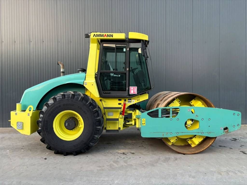 Packer & Walze du type Ammann ASC110 HD, Gebrauchtmaschine en Venlo (Photo 7)