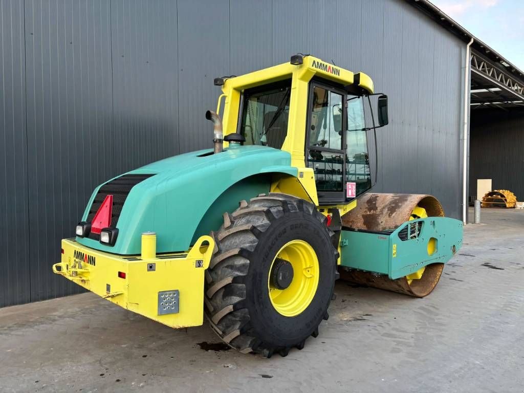 Packer & Walze du type Ammann ASC110 HD, Gebrauchtmaschine en Venlo (Photo 4)